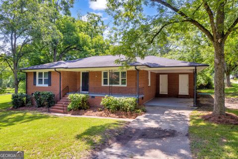 A home in Barnesville