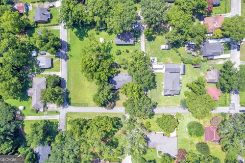 A home in Barnesville