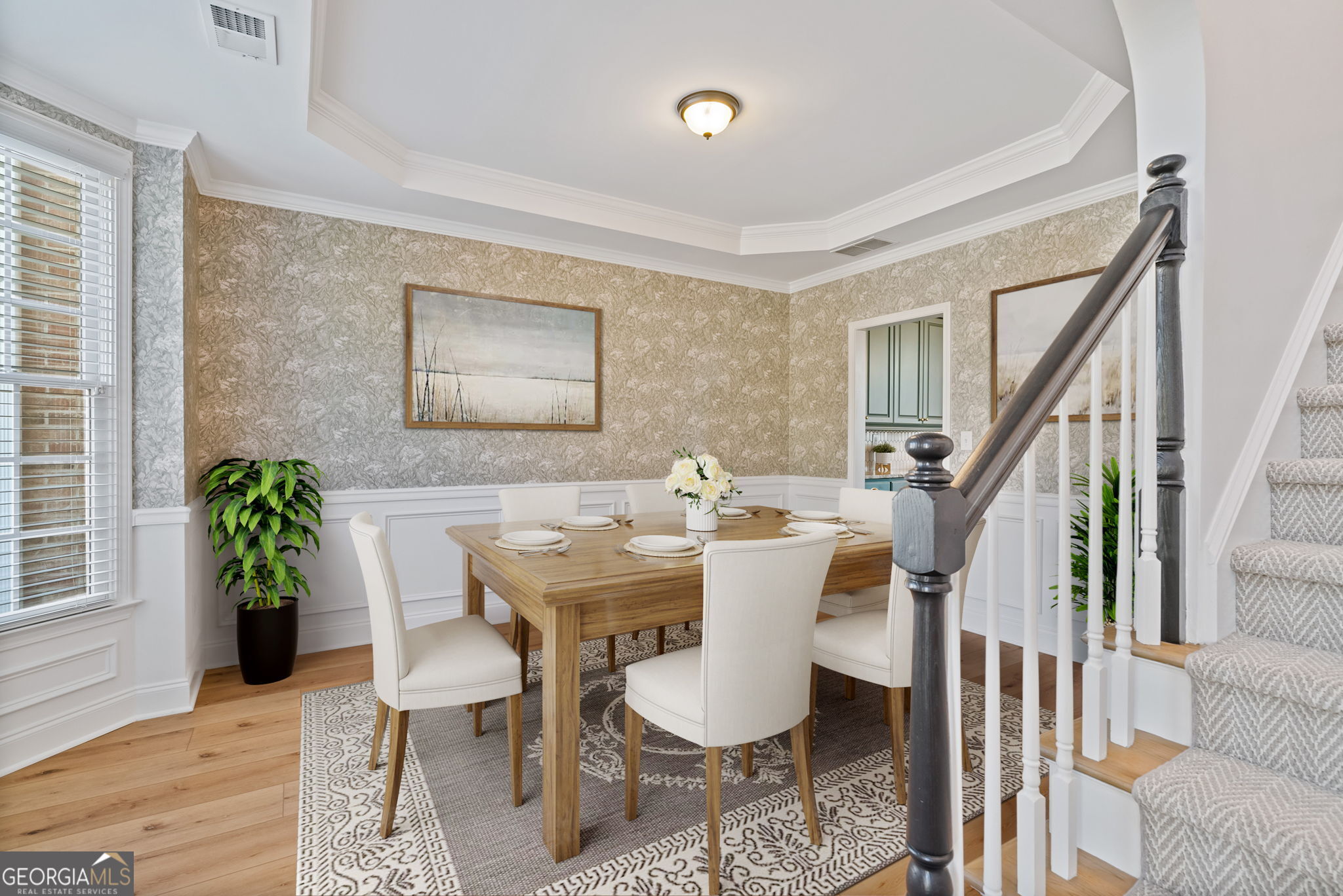 Lakefield Manor - Residential