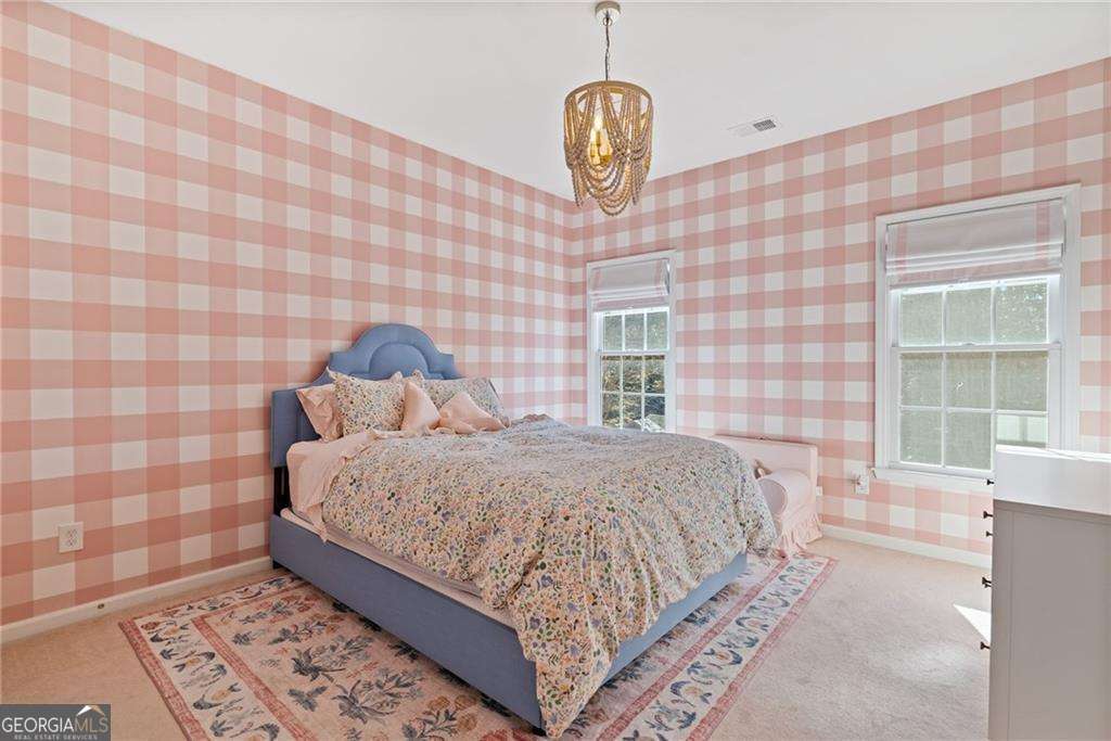 Lakefield Manor - Residential