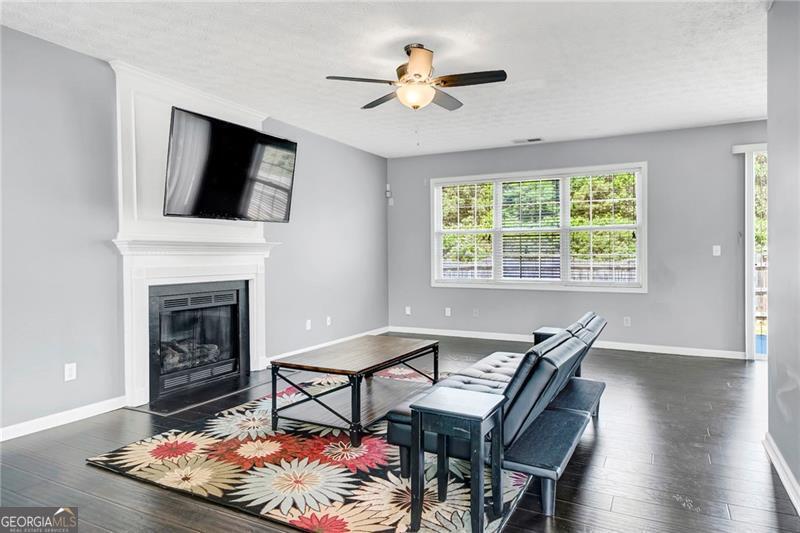 201 Ancient Oaks WAY