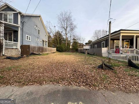 581 English AVE NW Atlanta GA 30318