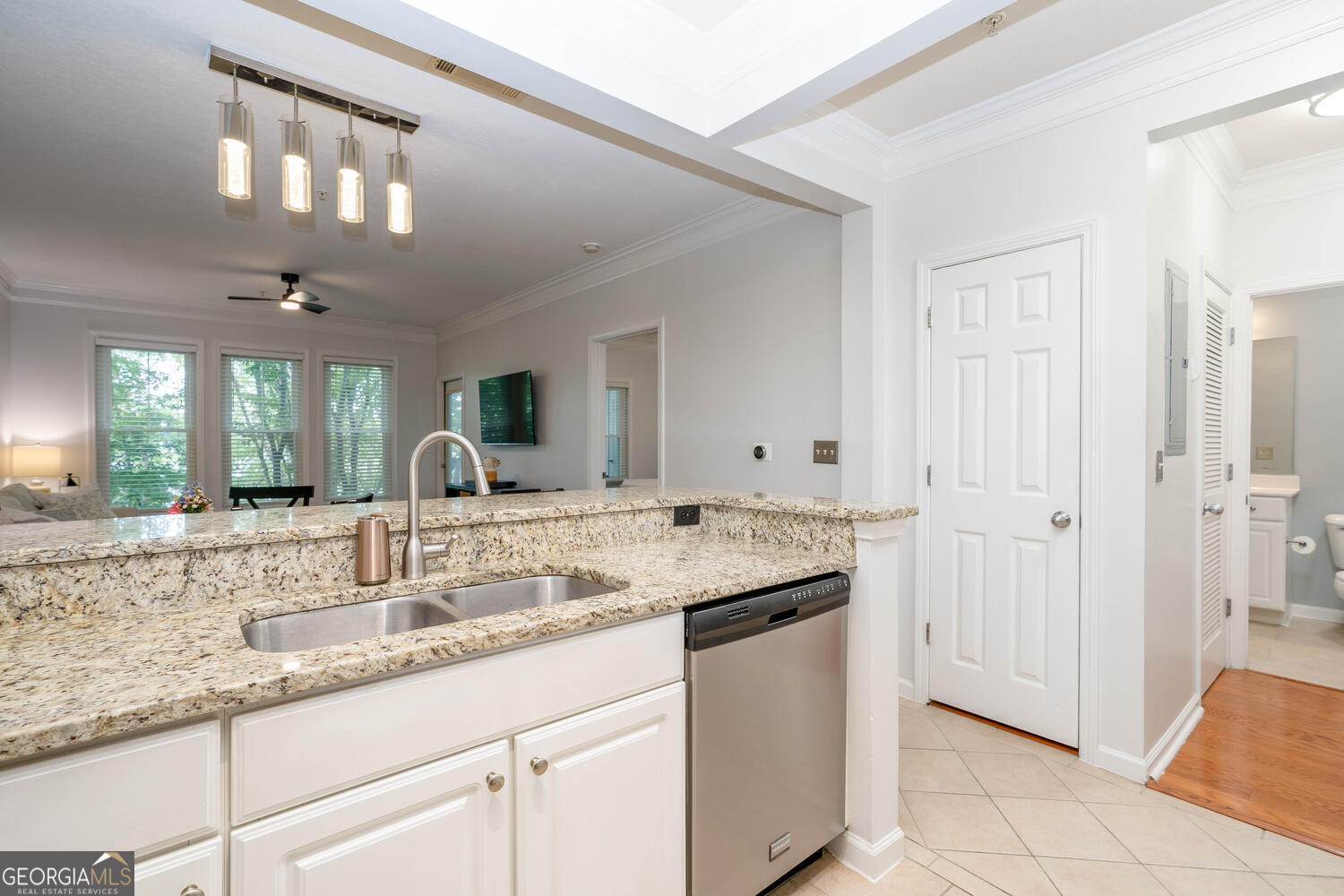 1850 Cotillion DR