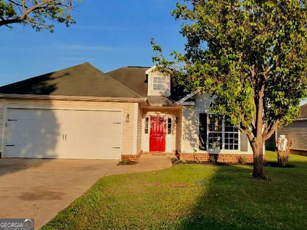 Photo of 410 Madison Place Parkway, Byron, GA 31008 (MLS # 10730045)