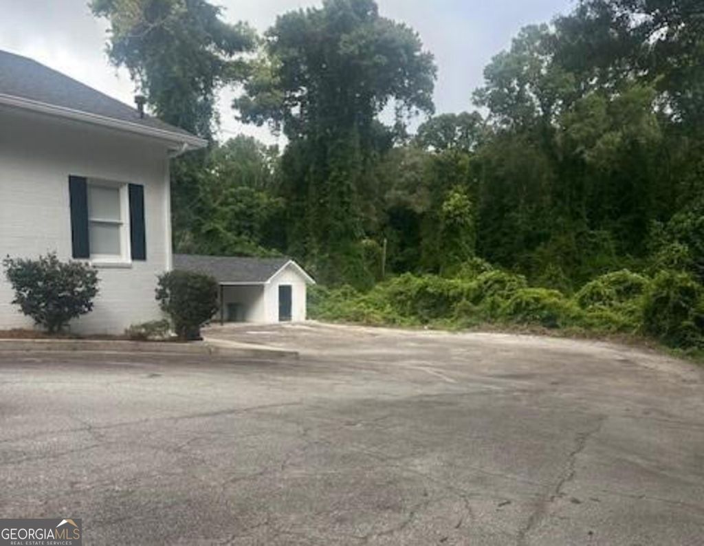 Photo of 927 S Hill Street, Griffin, GA 30224 (MLS # 10657991)