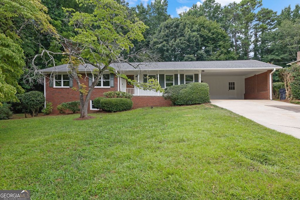 Photo of 2905 Pine Street, Duluth, GA 30096 (MLS # 10813731)