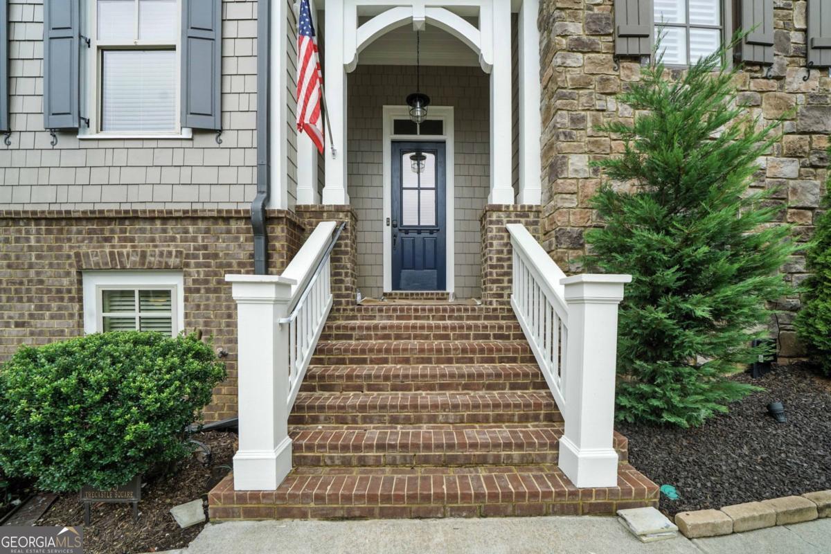 268 Trecastle SQ