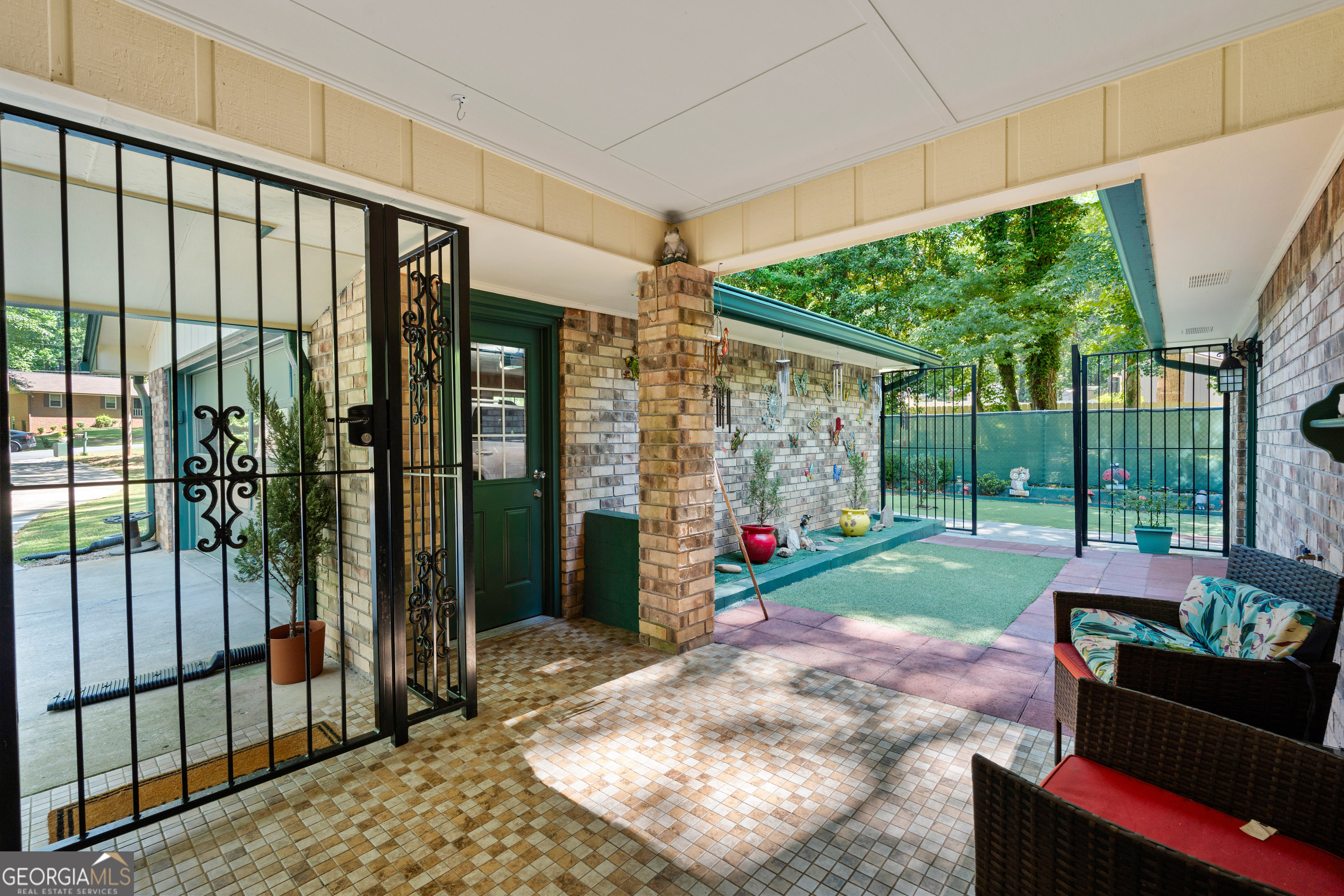 230 Ridge RD