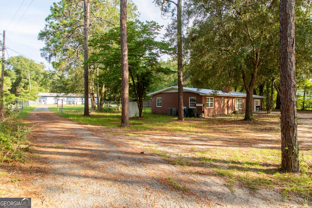 Photo of 1526 Rayonier Road, Jesup, GA 31545 (MLS # 10822908)