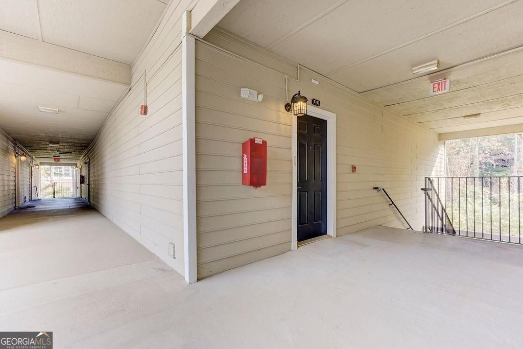 Photo of 1250 Parkwood Circle #1312, Atlanta, GA 30339 (MLS # 10757743)