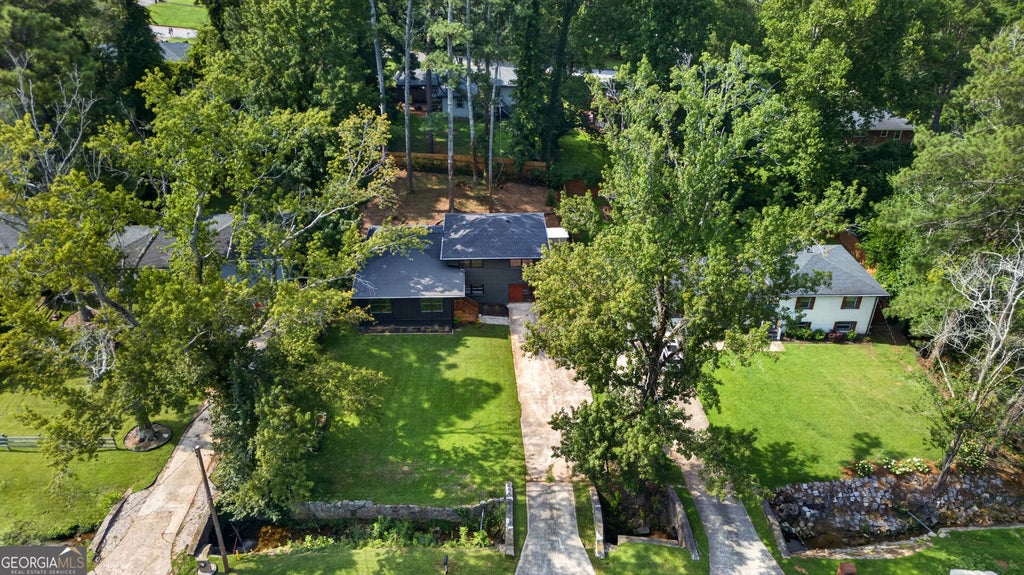 Photo of 2537 Fontaine Circle, Decatur, GA 30032 (MLS # 10816066)