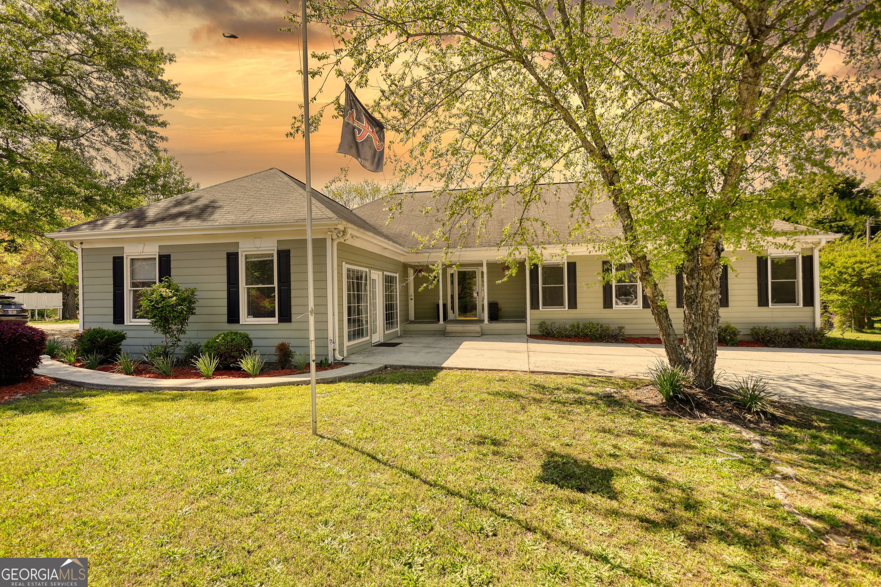 72 GRAYSON NEW HOPE RD