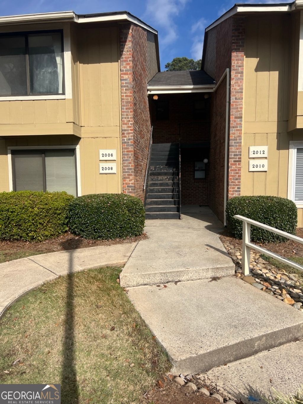 Photo of 2006 Powers Ferry Trace SE, Marietta, GA 30067 (MLS # 10664946)