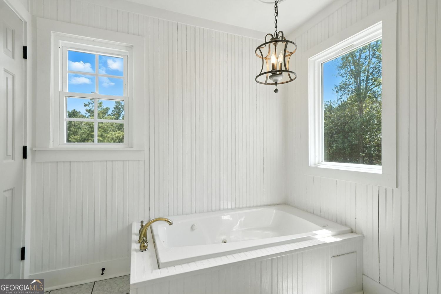 5 Acres - Residential