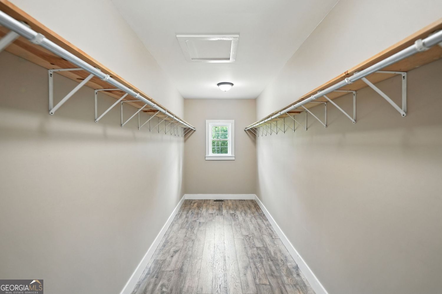 5 Acres - Residential