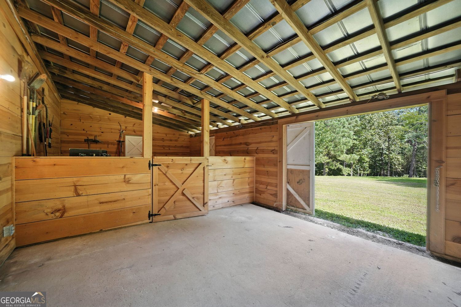 5 Acres - Residential