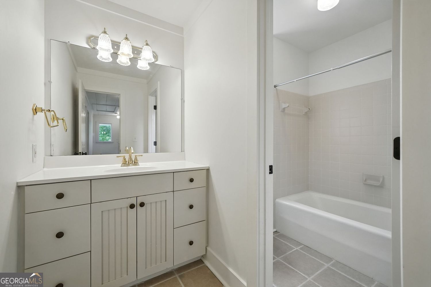 5 Acres - Residential