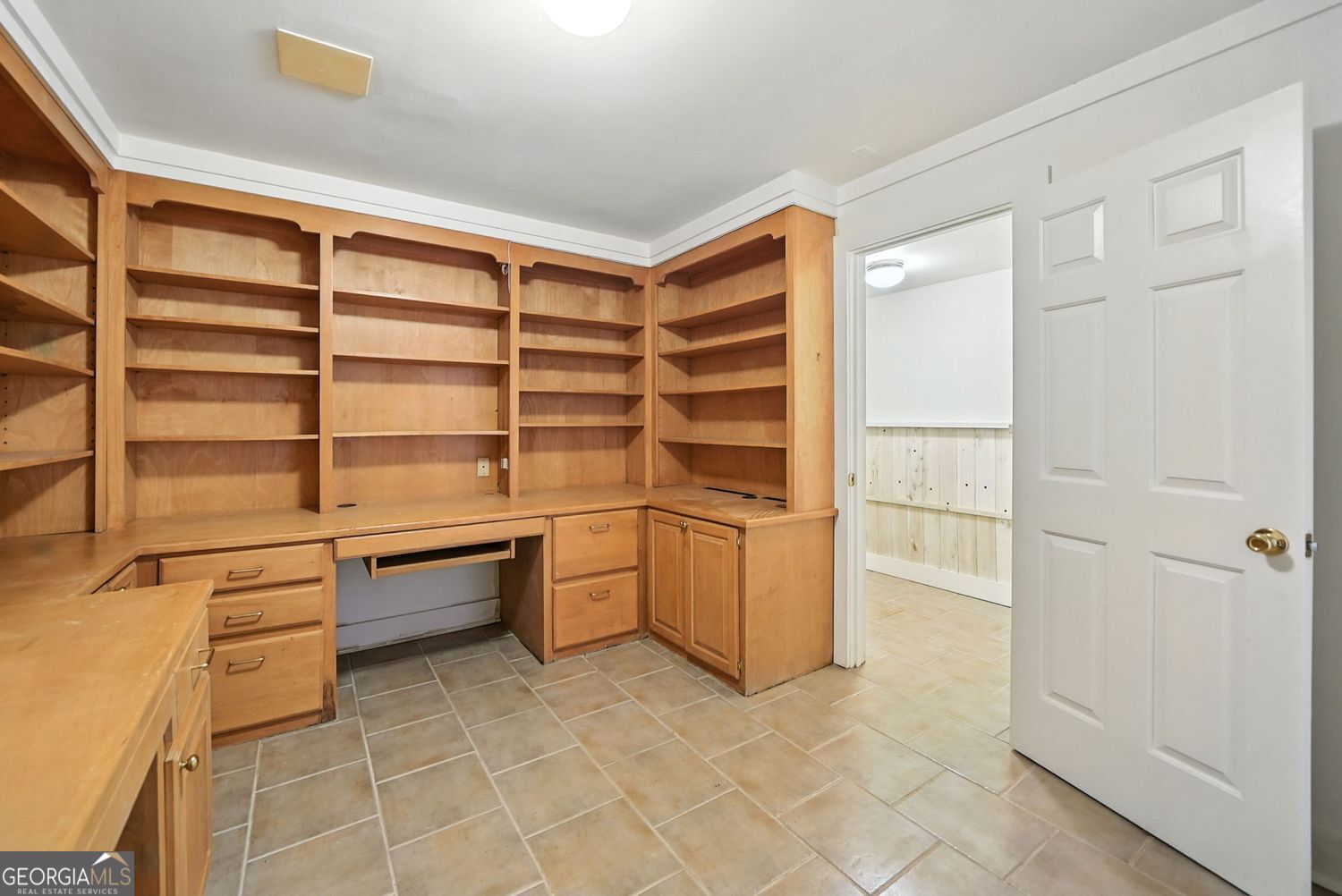 5 Acres - Residential