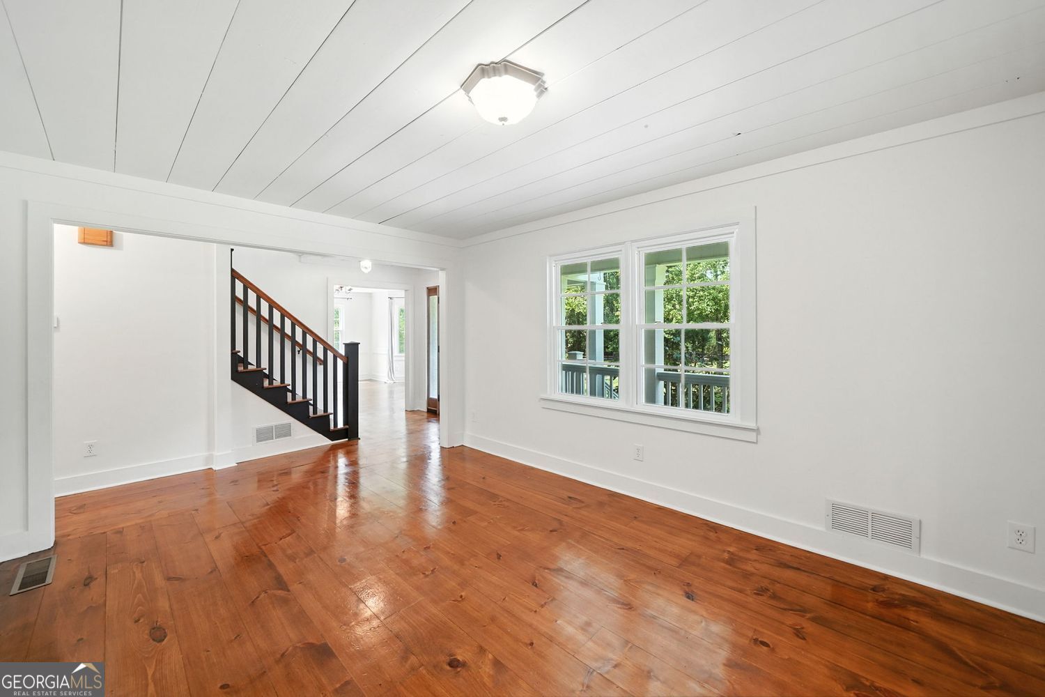 5 Acres - Residential