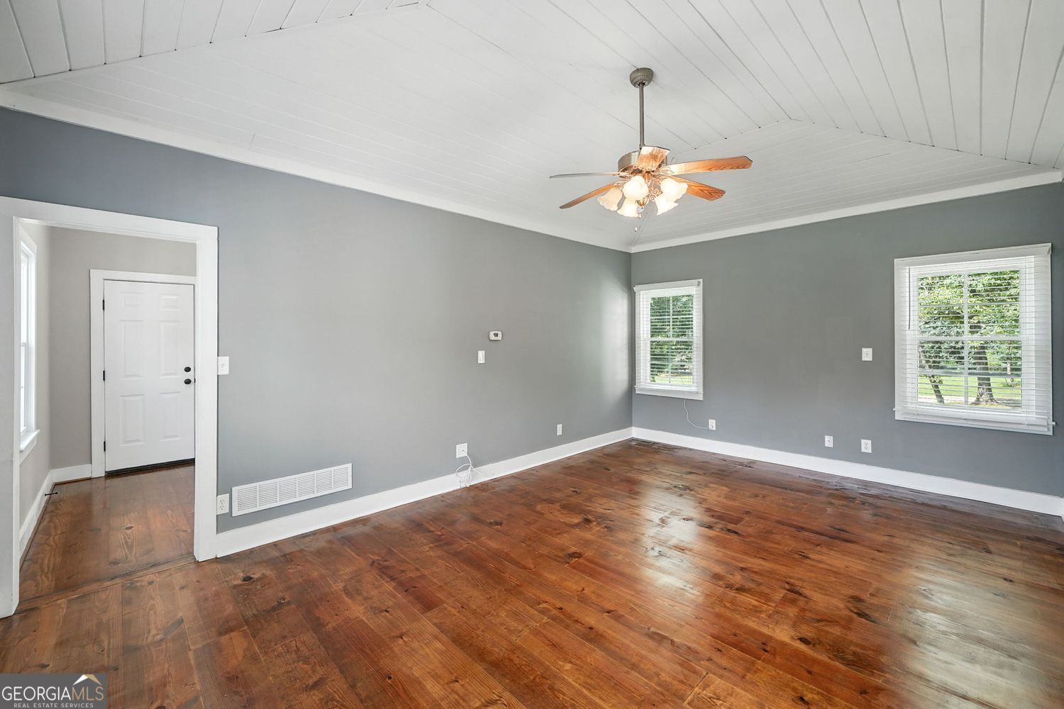 5 Acres - Residential