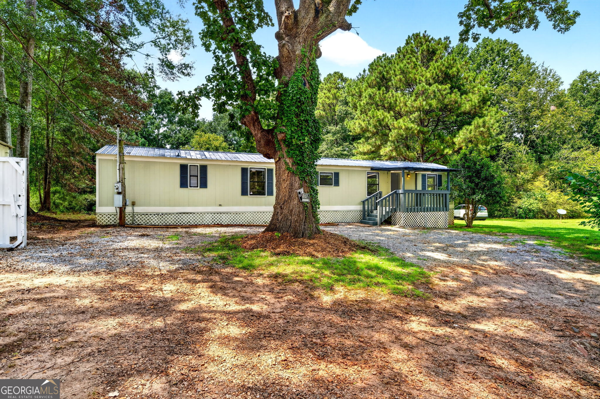 195 Hale RD