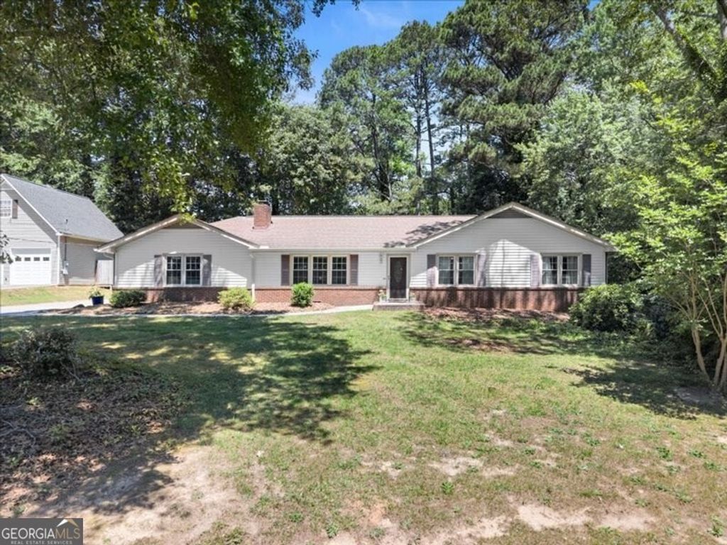 Photo of 2117 Hartridge Drive, Snellville, GA 30078 (MLS # 10766737)