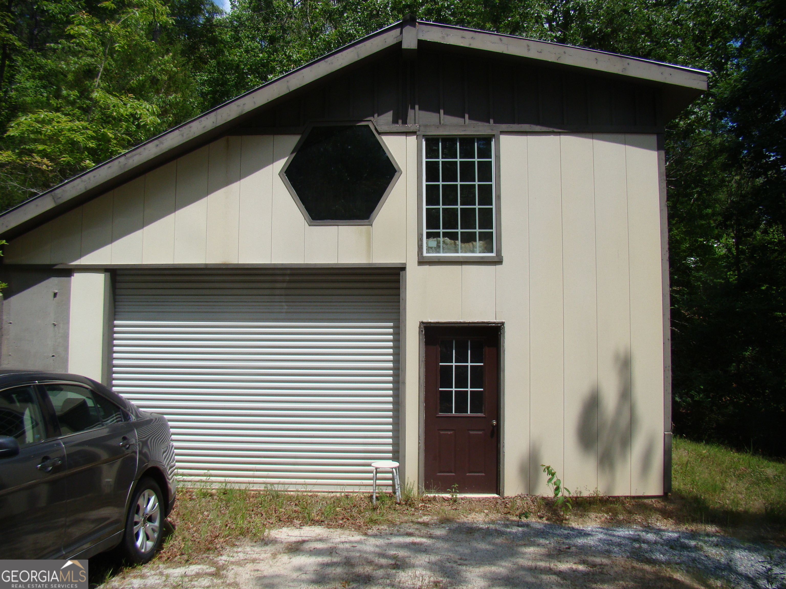 38 Morrisons Point Dr