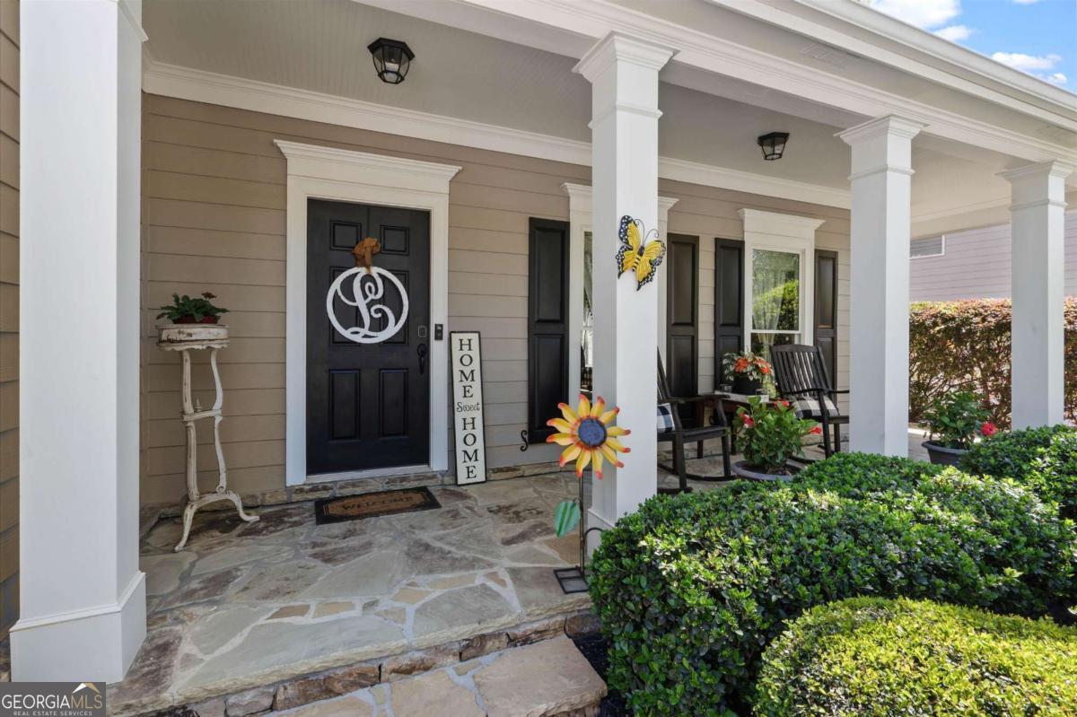 125 Fallen Oak DR