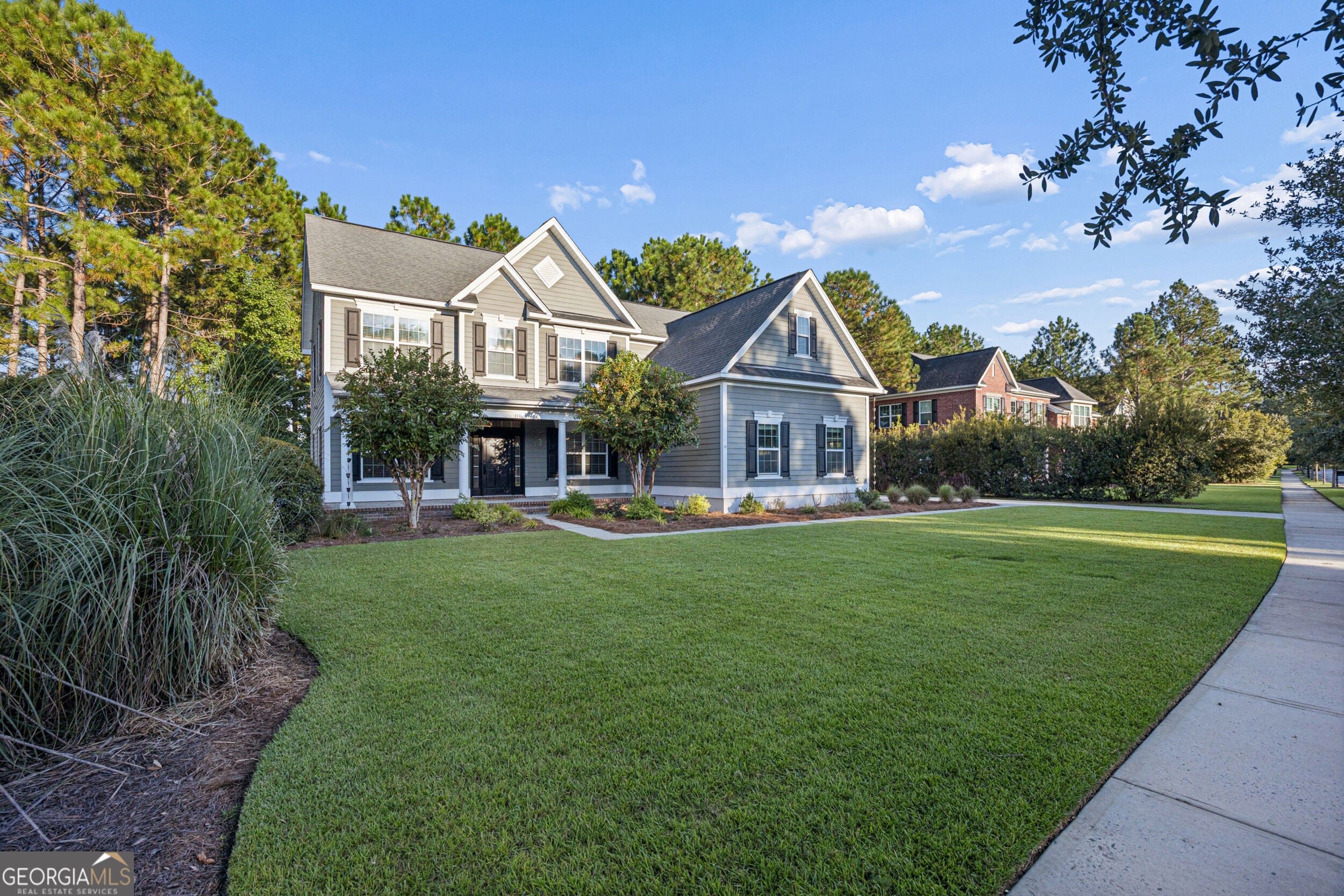 118 Sutton LN