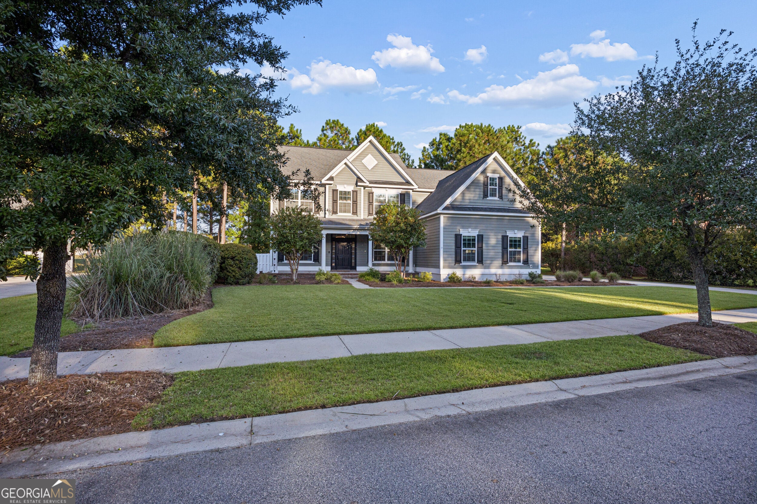 118 Sutton LN
