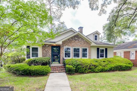 411 E 60th ST Savannah GA 31405