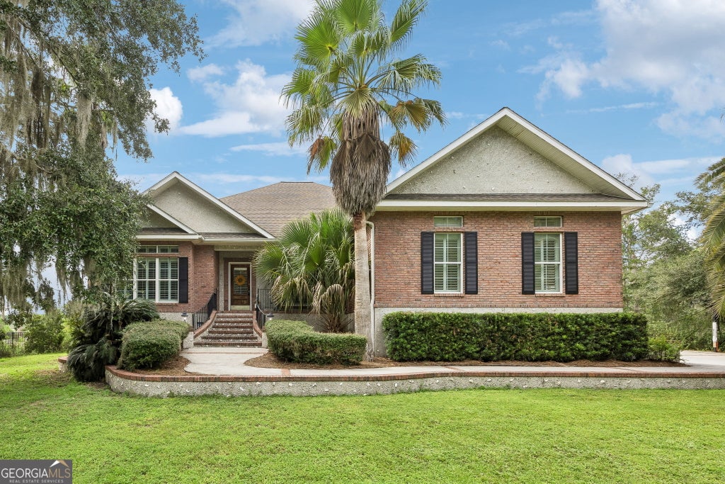 Photo of 915 Riverview Drive E, Saint Marys, GA 31558 (MLS # 10841033)