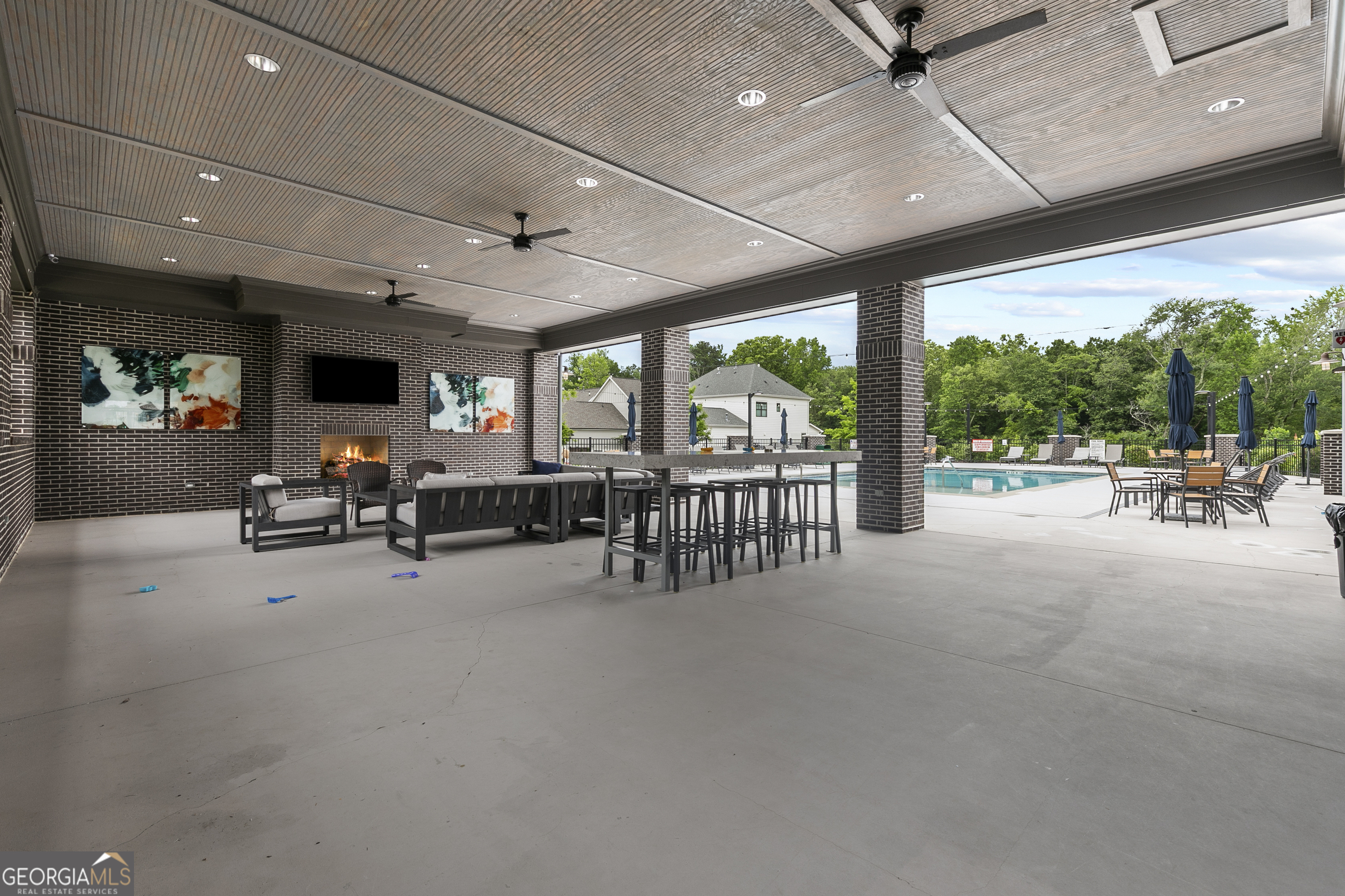 Helcyon - Residential