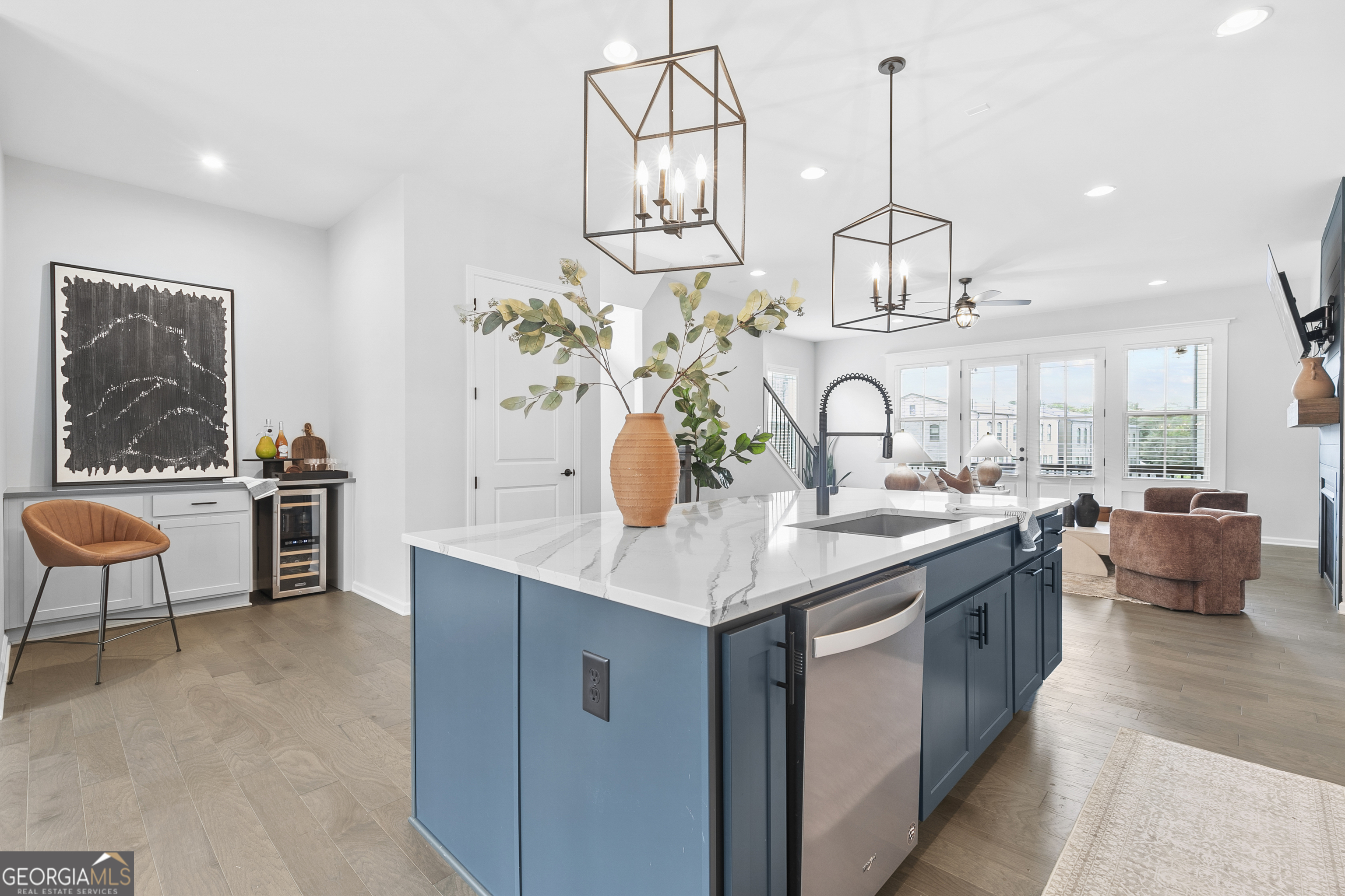 Helcyon - Residential