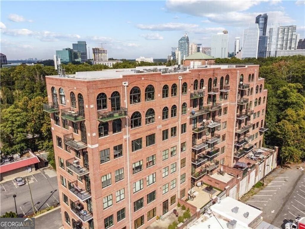 Photo of 3235 Roswell Road NE #409, Atlanta, GA 30305 (MLS # 10731660)
