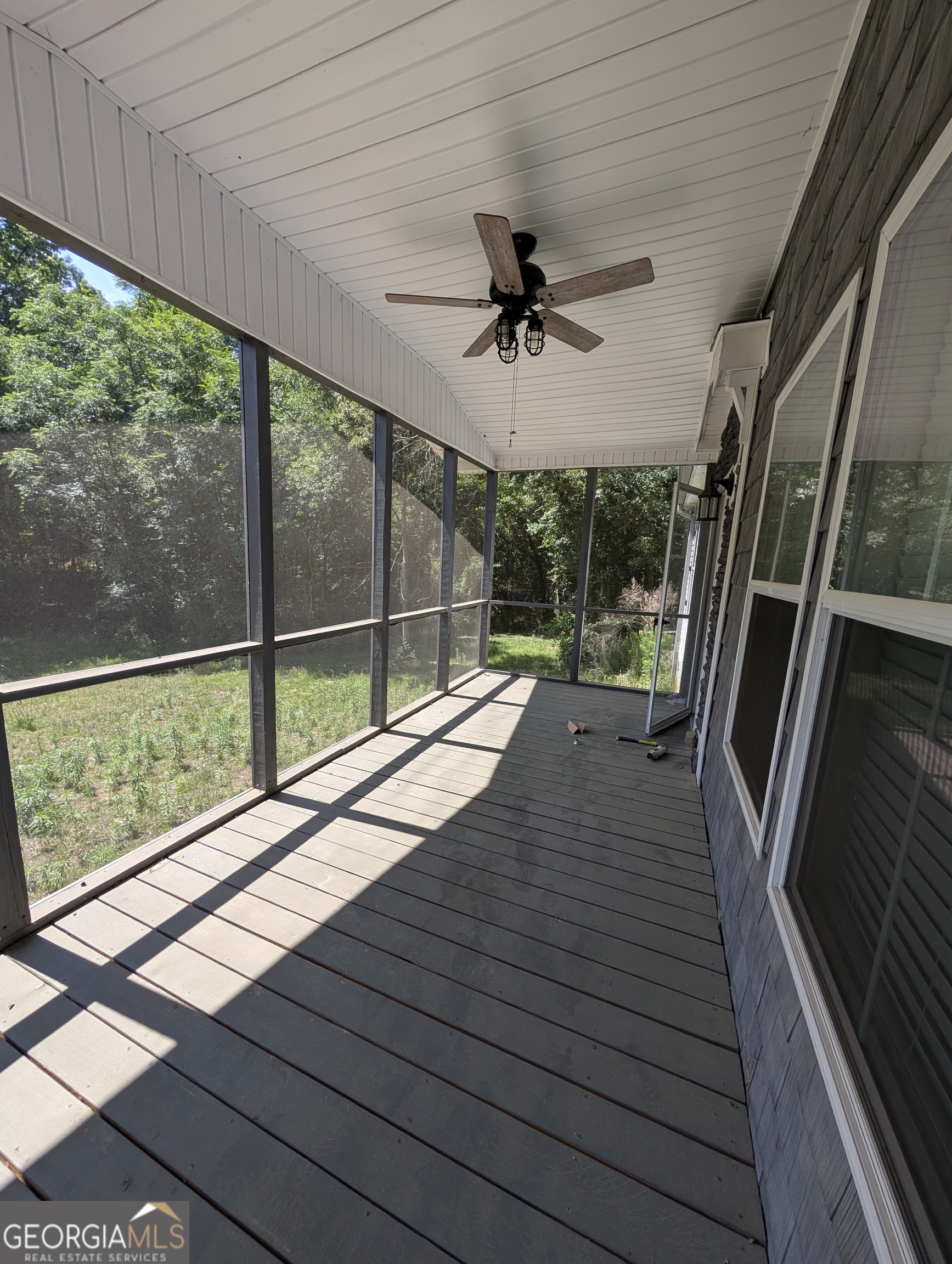 72 Farm Ln