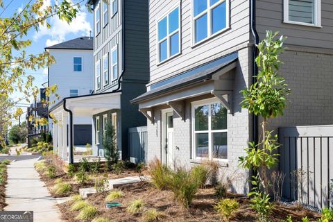 369 King's LNDG Hapeville GA 30354