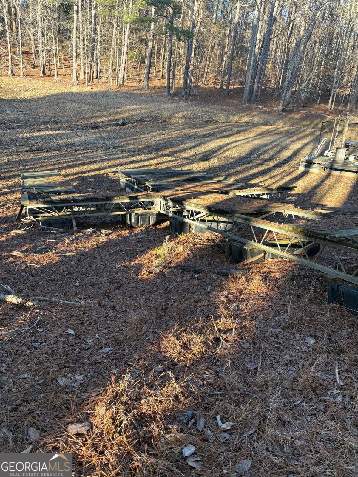 209 Little Victoria RD