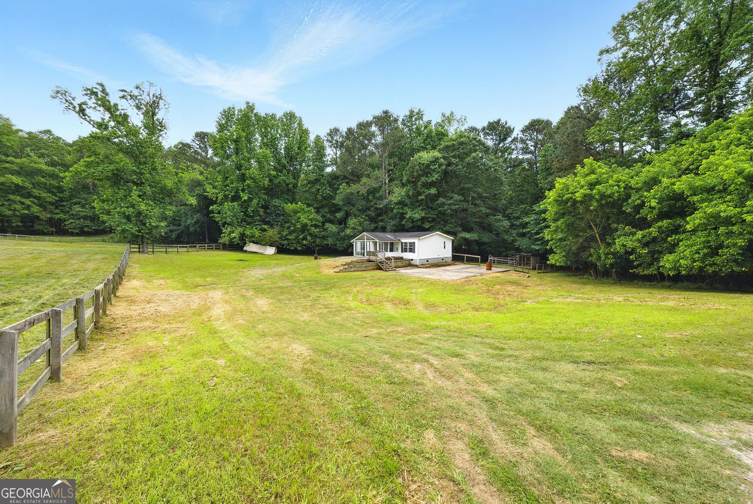 Canton, Georgia 30114, United States, 6 Bedrooms Bedrooms, ,4 BathroomsBathrooms,Residential,Pending,141837