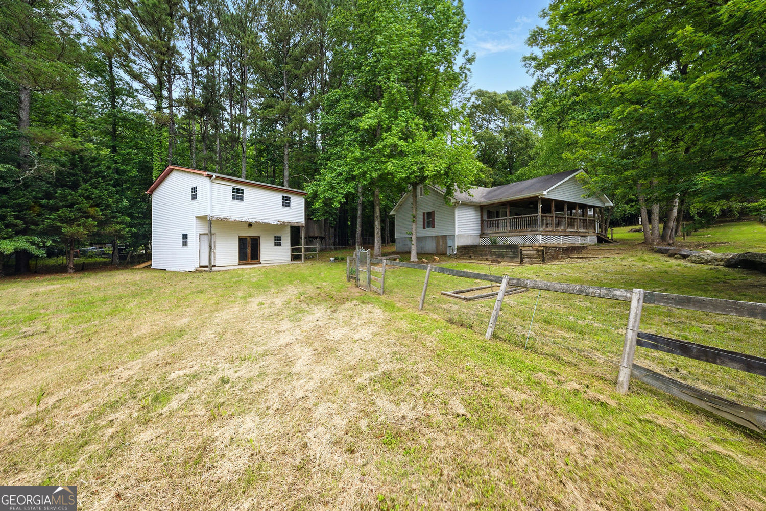 Canton, Georgia 30114, United States, 6 Bedrooms Bedrooms, ,4 BathroomsBathrooms,Residential,Pending,141837