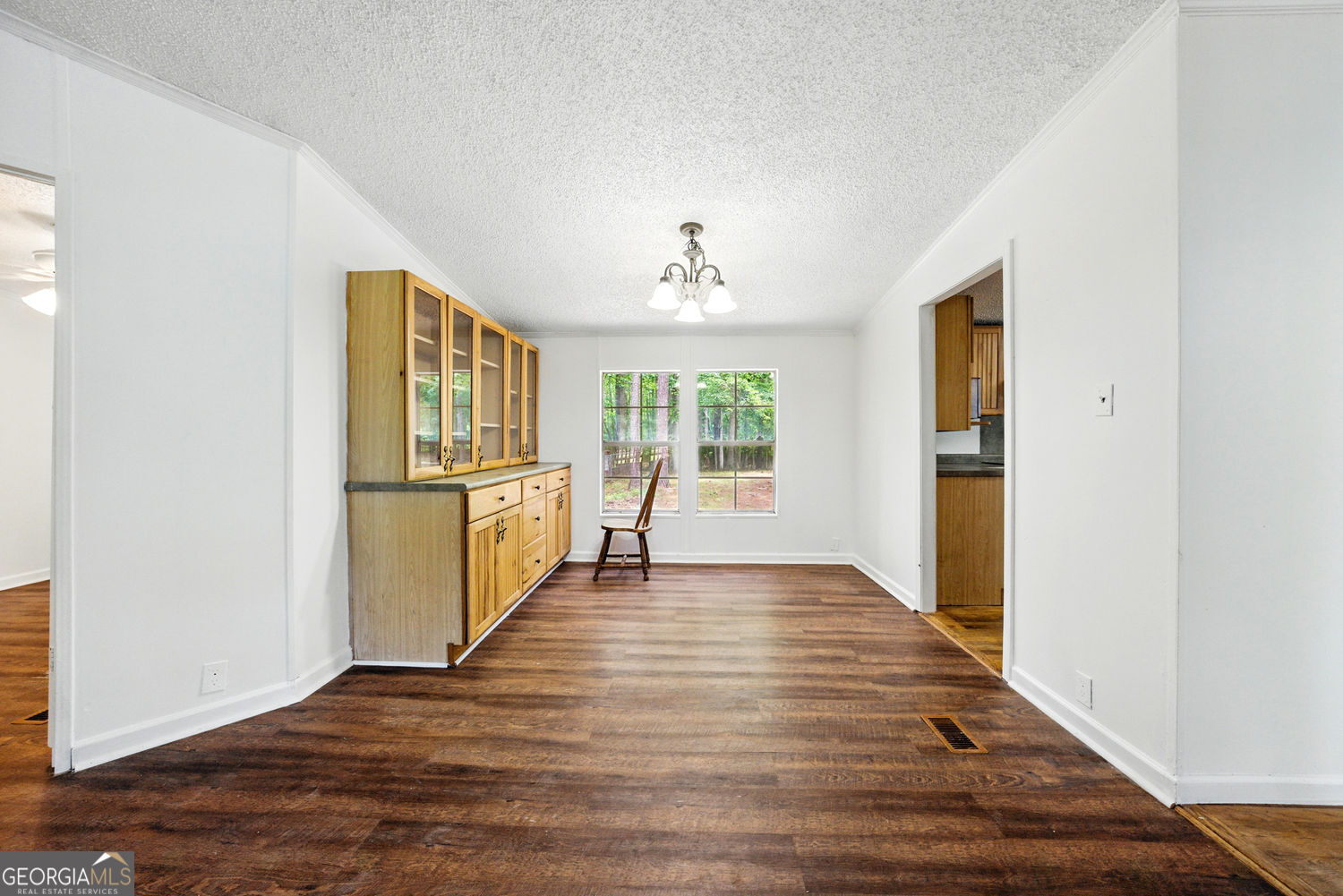 Canton, Georgia 30114, United States, 6 Bedrooms Bedrooms, ,4 BathroomsBathrooms,Residential,Pending,141837