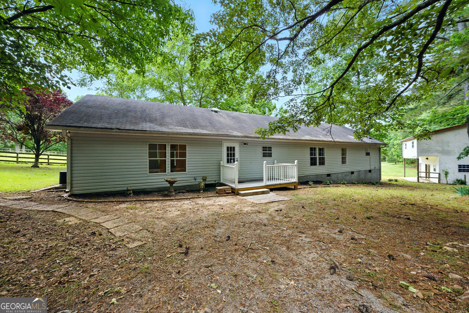 Canton, Georgia 30114, United States, 6 Bedrooms Bedrooms, ,4 BathroomsBathrooms,Residential,Pending,141837