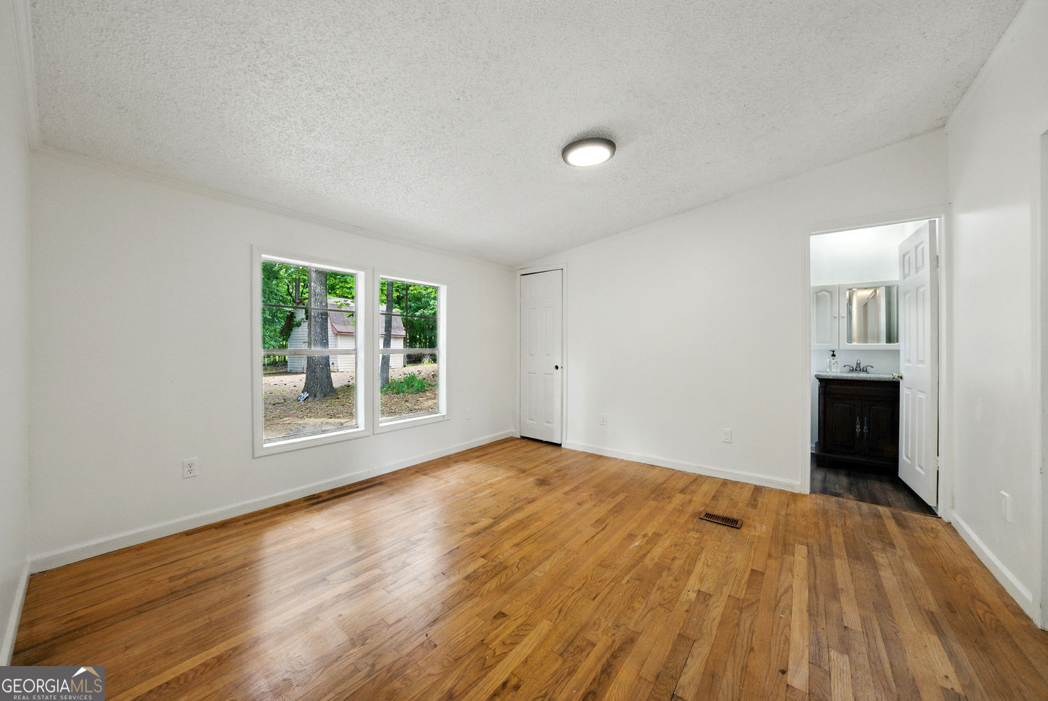 Canton, Georgia 30114, United States, 6 Bedrooms Bedrooms, ,4 BathroomsBathrooms,Residential,Pending,141837