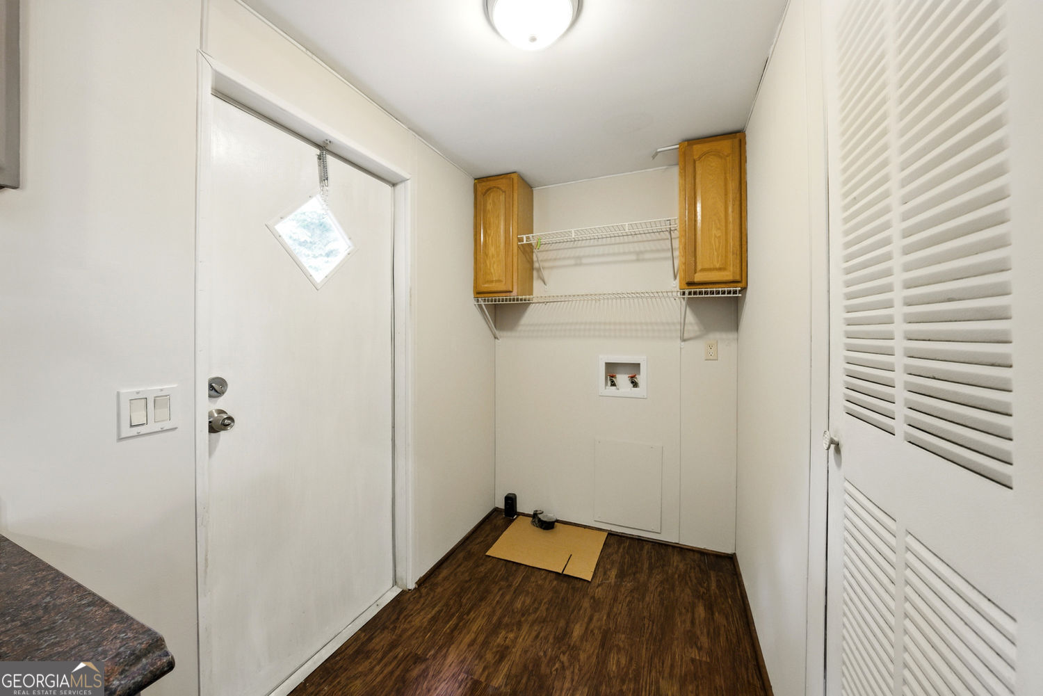 Canton, Georgia 30114, United States, 6 Bedrooms Bedrooms, ,4 BathroomsBathrooms,Residential,Pending,141837