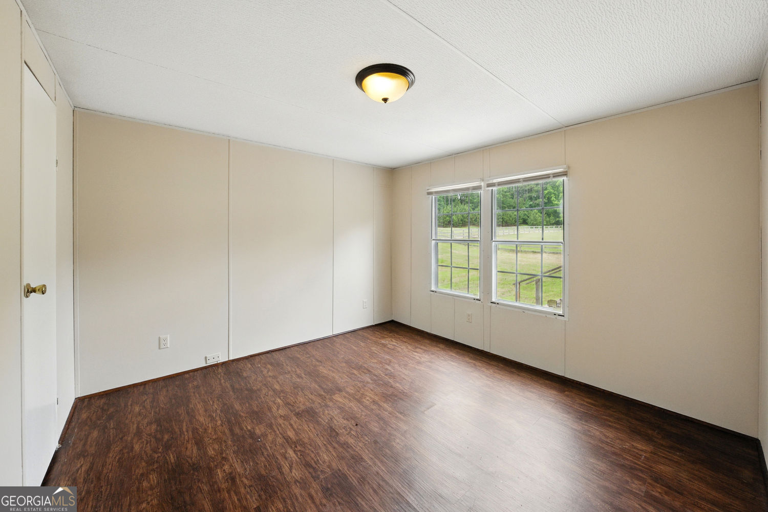 Canton, Georgia 30114, United States, 6 Bedrooms Bedrooms, ,4 BathroomsBathrooms,Residential,Pending,141837