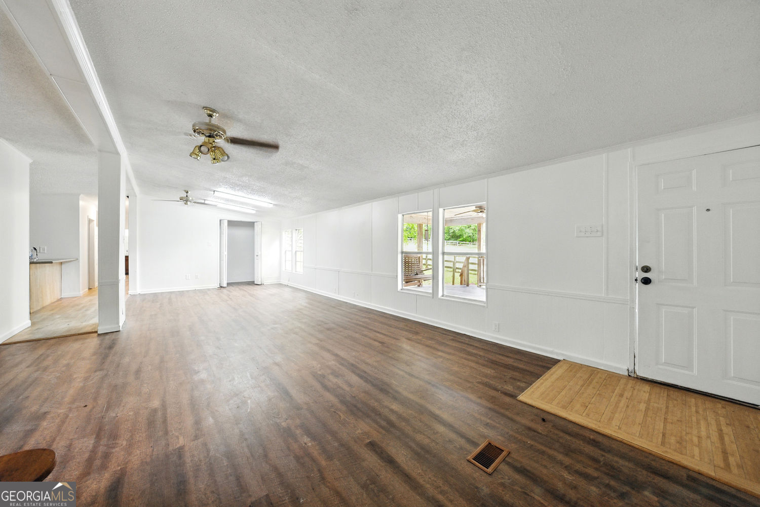 Canton, Georgia 30114, United States, 6 Bedrooms Bedrooms, ,4 BathroomsBathrooms,Residential,Pending,141837