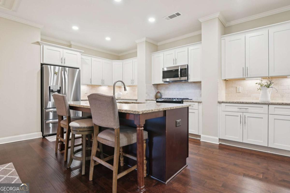 89 Cedarcrest Village LN