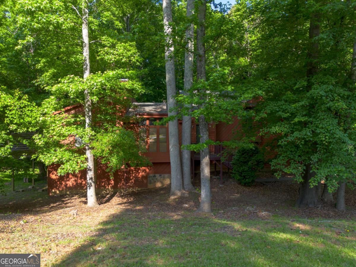 4477 Pine Hill TER NE