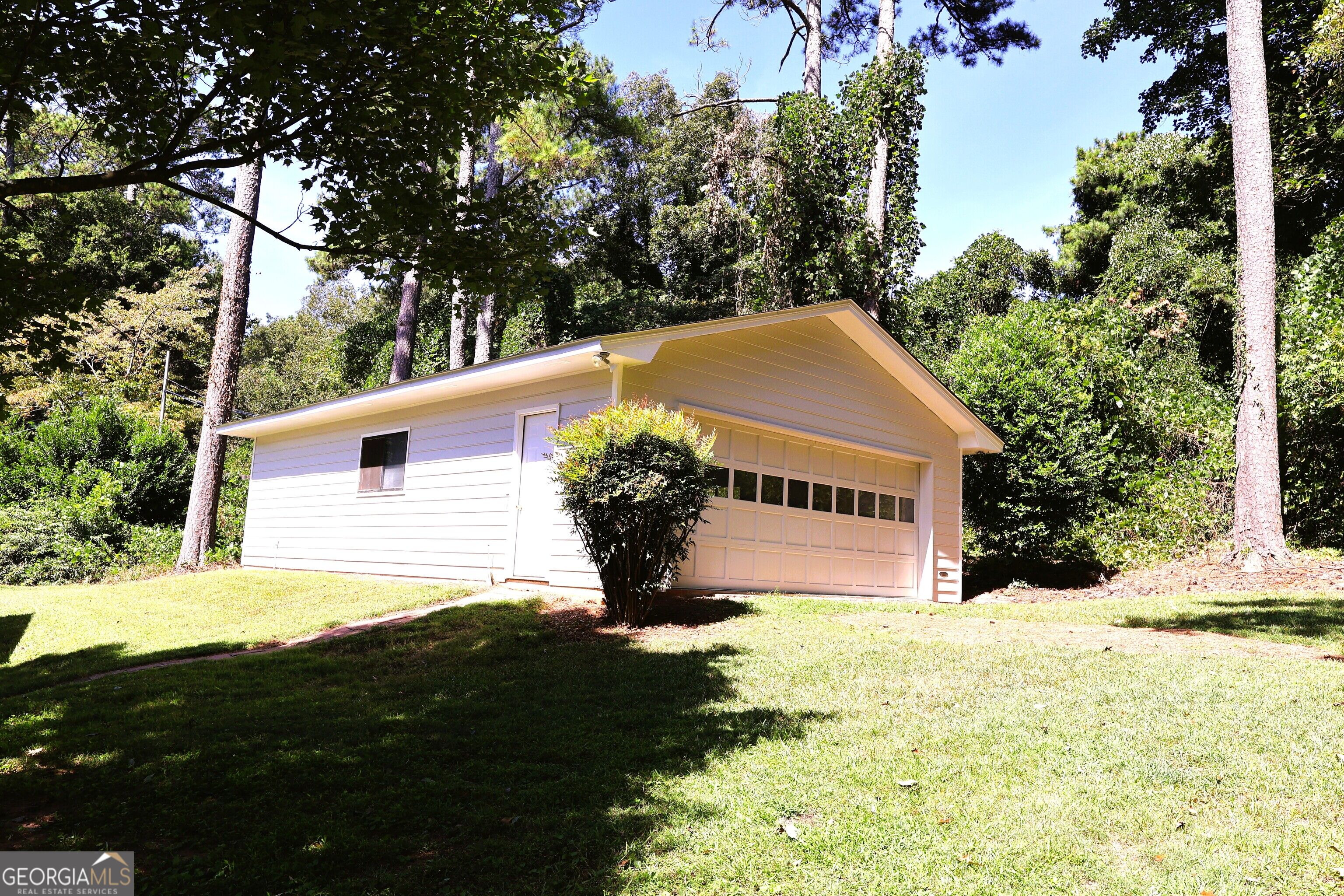 3810 Beya WAY