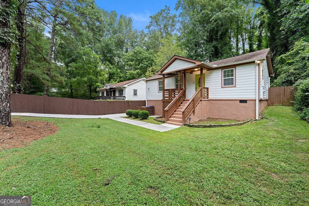 Photo of 2176 Pansy Street NW, Atlanta, GA 30314 (MLS # 10774265)